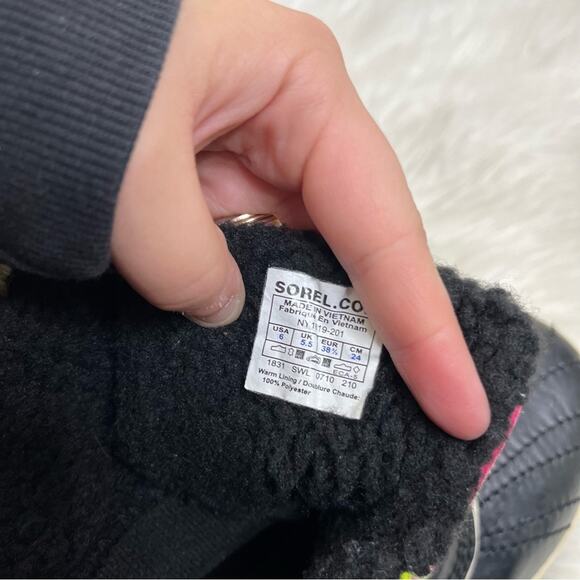 Sorel Striped Fuzzy Lined Lace Up Mid Calf Winter Snow Boots Size 6 - Picture 4 of 7